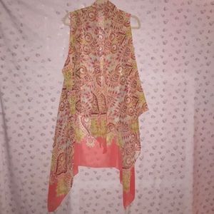 Handkerchief hem sleeveless wrap